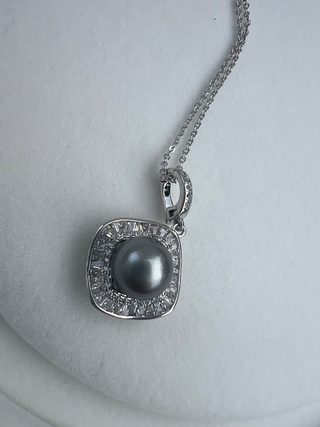 Tahitian Pearl Square Pendant Necklace - 9-10mm
