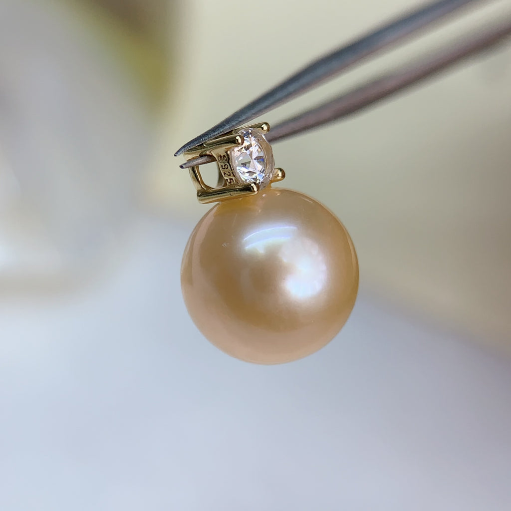 Golden Freshwater Pearl Diana Style Pendant Necklace - 10-11mm
