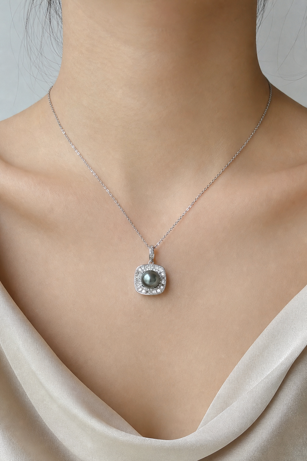 Tahitian Pearl Square Pendant Necklace - 9-10mm